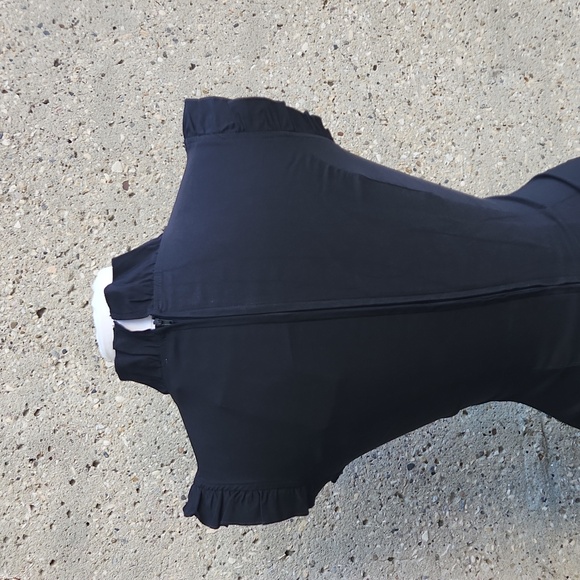 Unique Vintage Black ruffle top - Picture 6 of 16